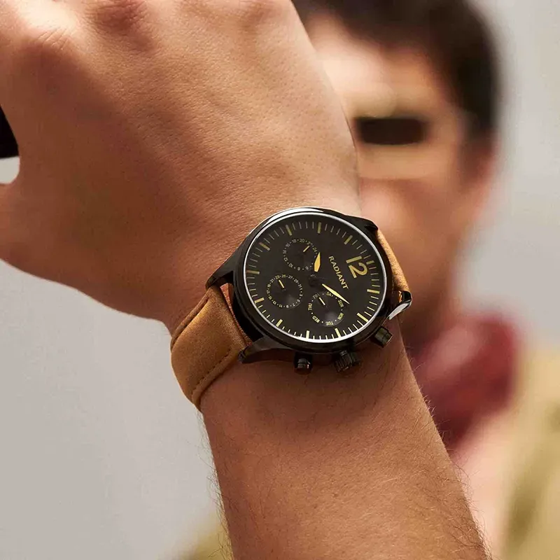 Radiant Team Reloj de Hombre Correa Piel Sintética en Rojo