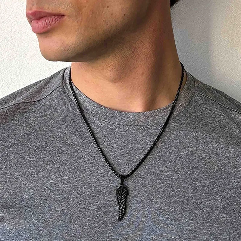 Collar Hombre Piti Ala en Negro