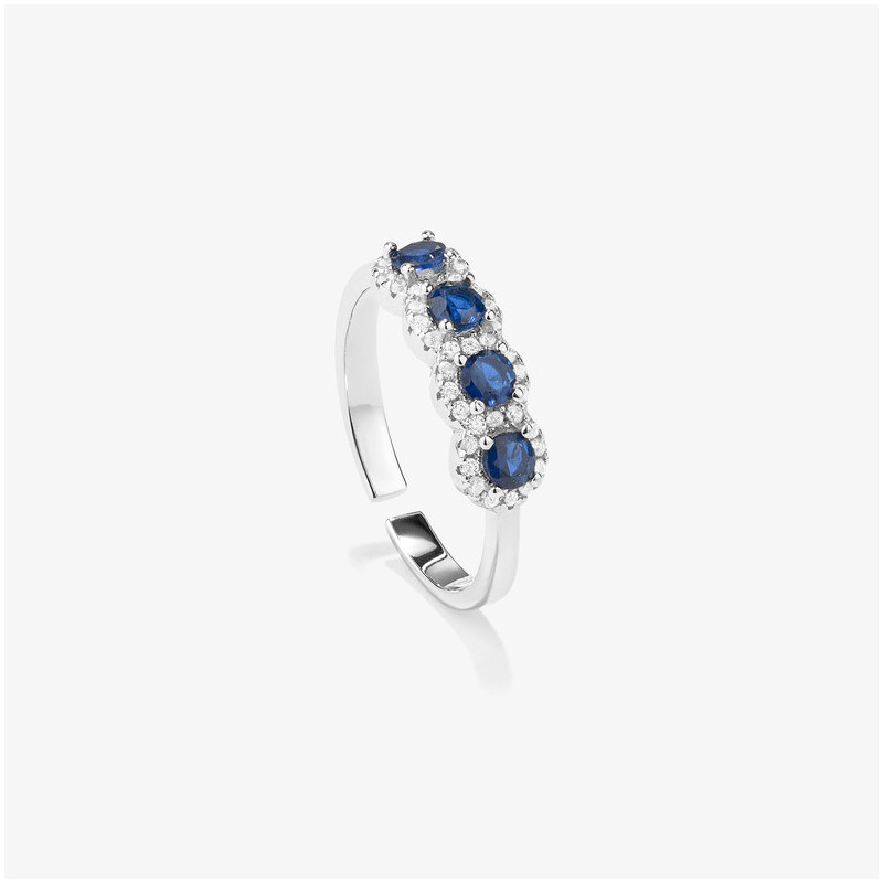 Anillo de Plata con Circonitas Radiant colección THE CROWN