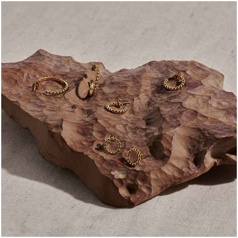 Joyas Aros pequeños DOTS. Plata y baño de oro de 24 kilates Radiant