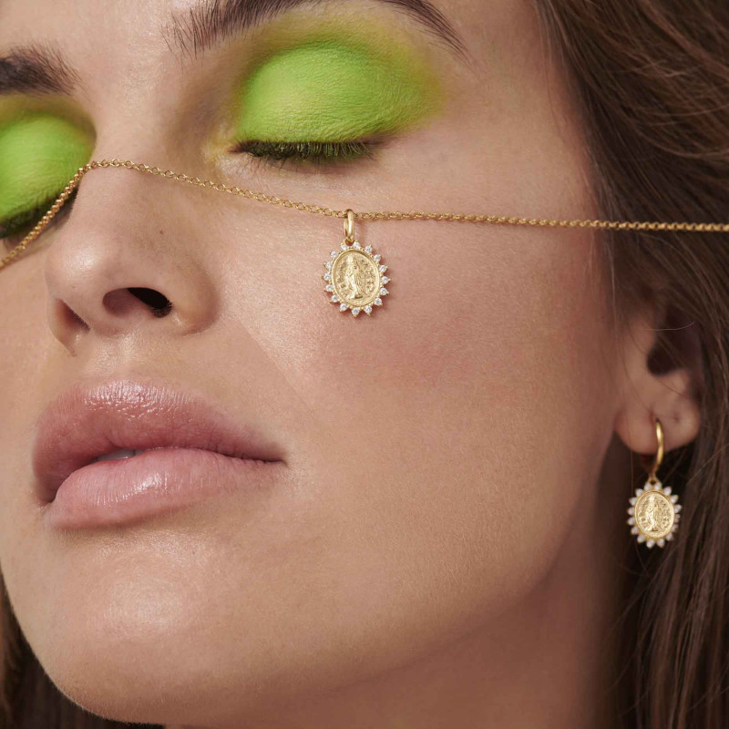 Joyas Aros MADONNA. Plata de ley, baño de oro de 24k  blancas Radiant